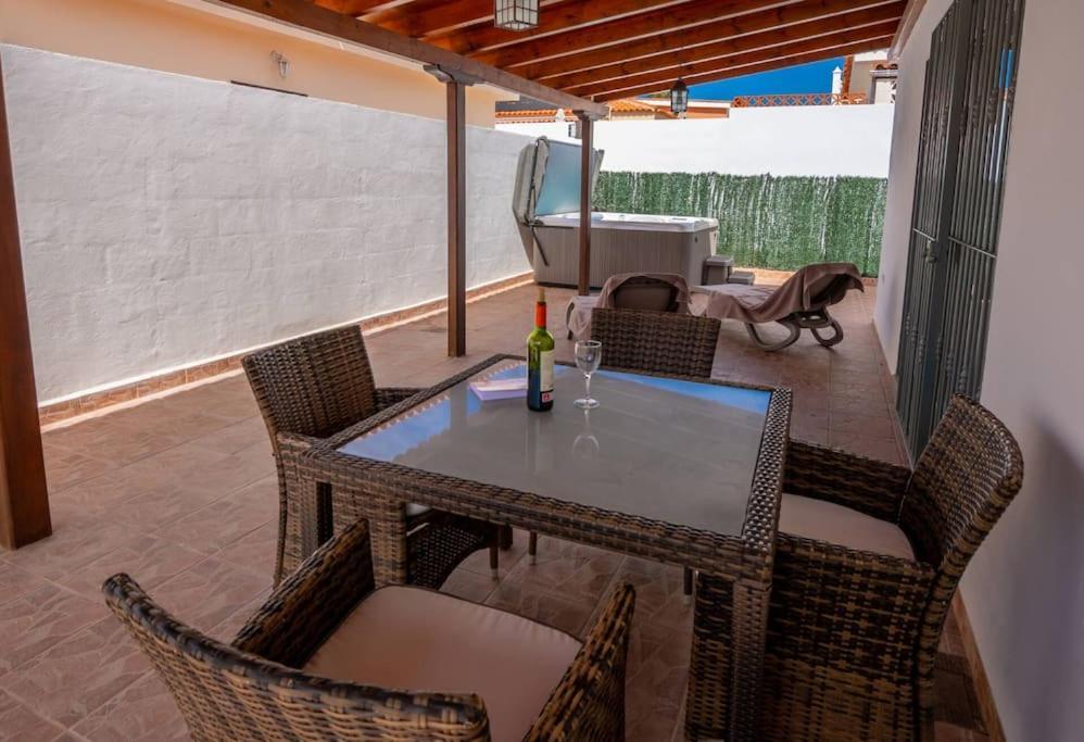 Villa Iris Callao Salvaje Exterior photo